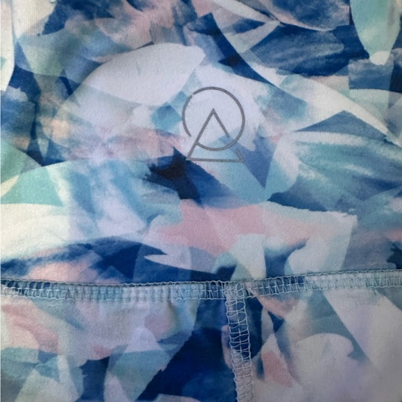 Biker Shorts with pockets on side - Picture 3 of 3